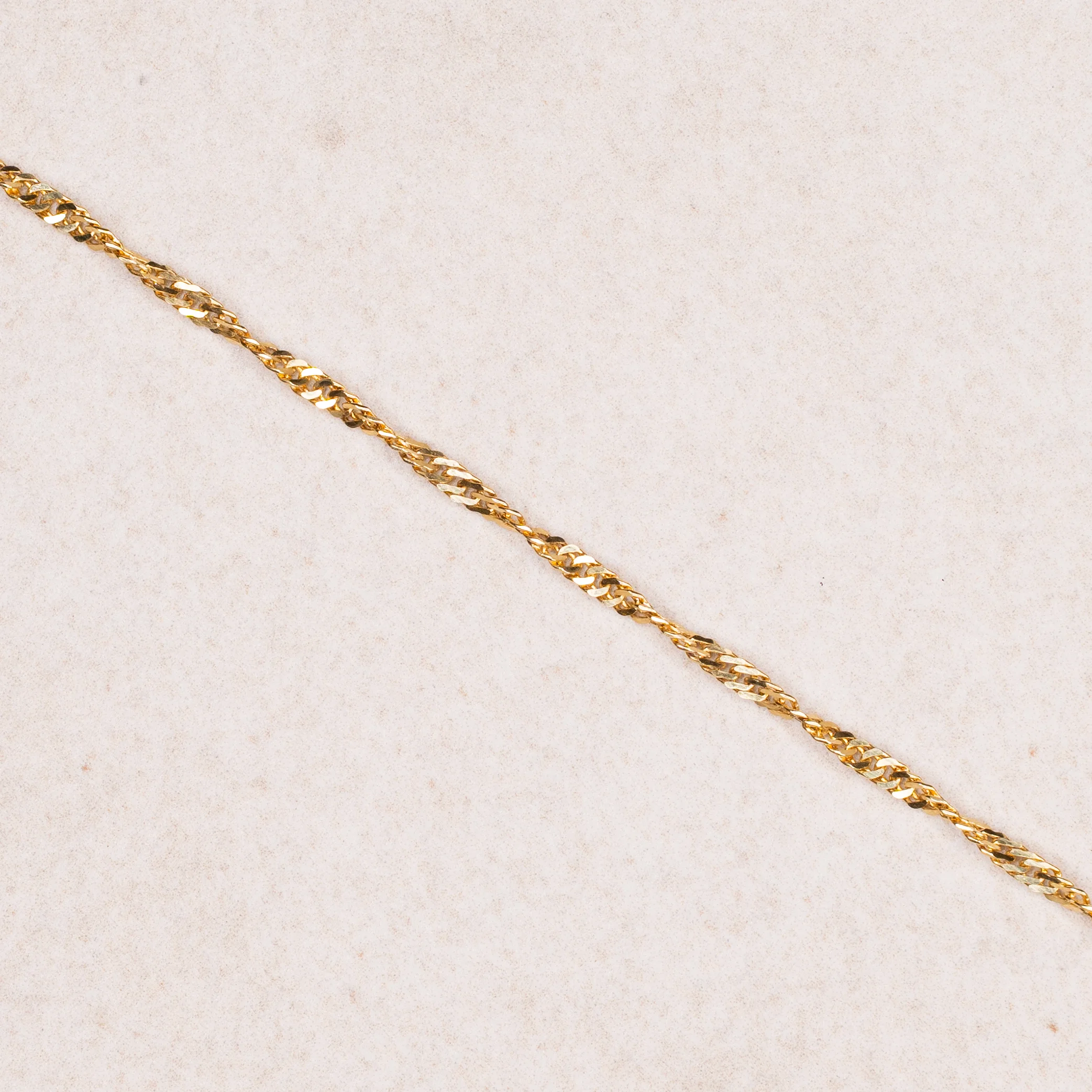 Aura – 925er Sterling Silber, gold plattiert Produktansicht – Permanentschmuck Aachen